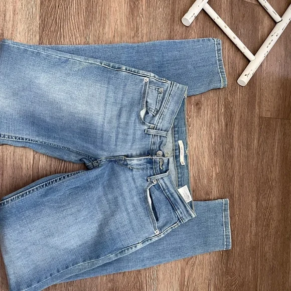 Levis 524 Jeans Womens 25 Too Superlow Skinny Medium Wash Stretch (8) - Picture 3 of 6